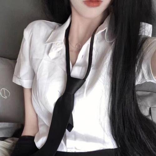 女伶们